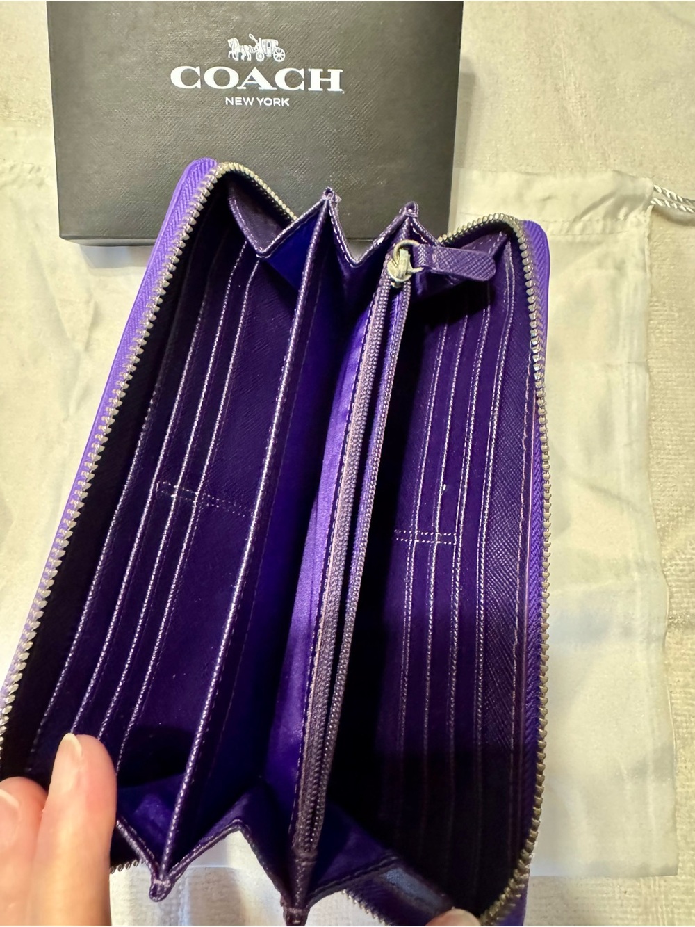 Coach Signature Canvas Wallet with Purple Trim and Brown Monogram - Picture 4 of 4